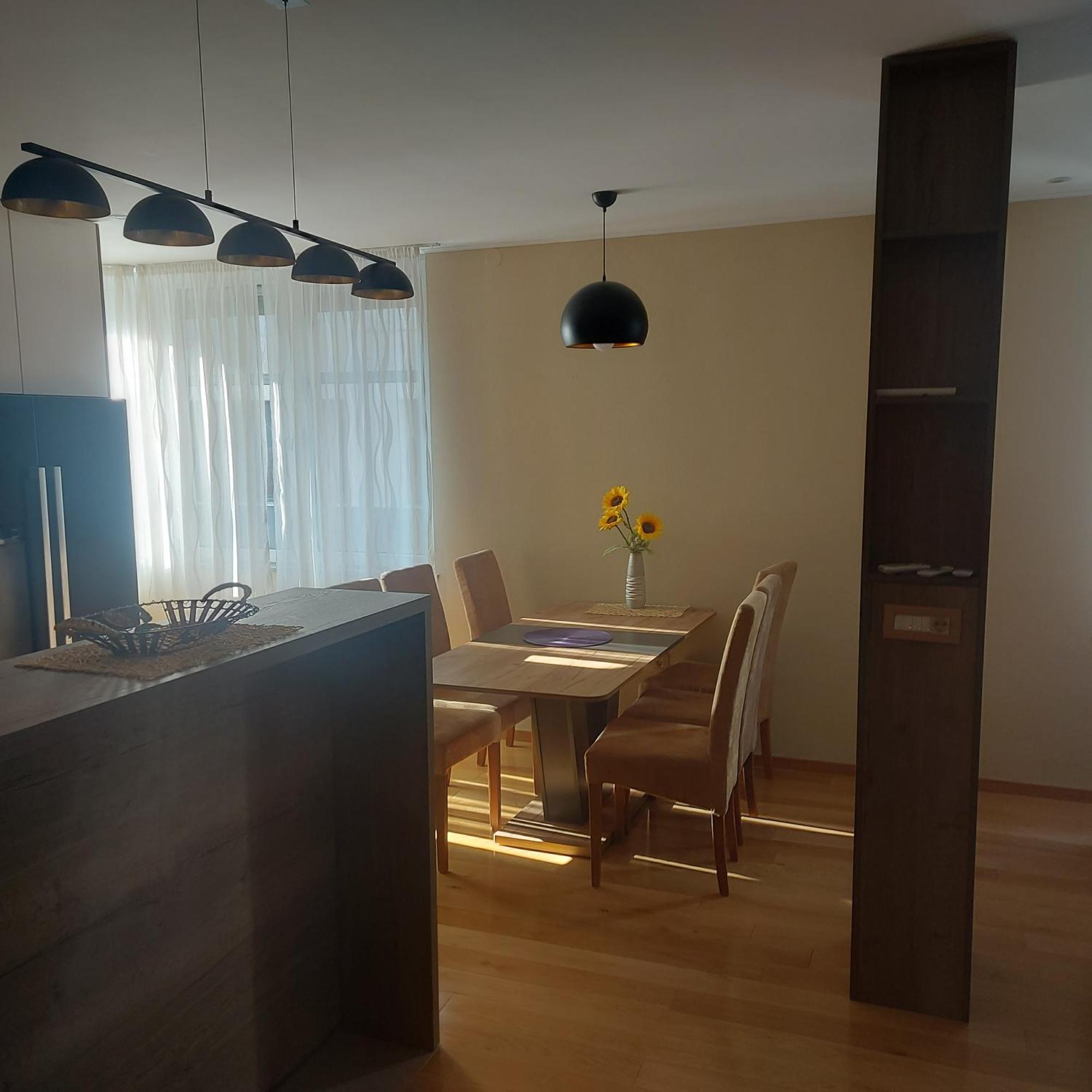 Apartman Centar Bulevar Ex Sa Garazom Banja Luka Extérieur photo